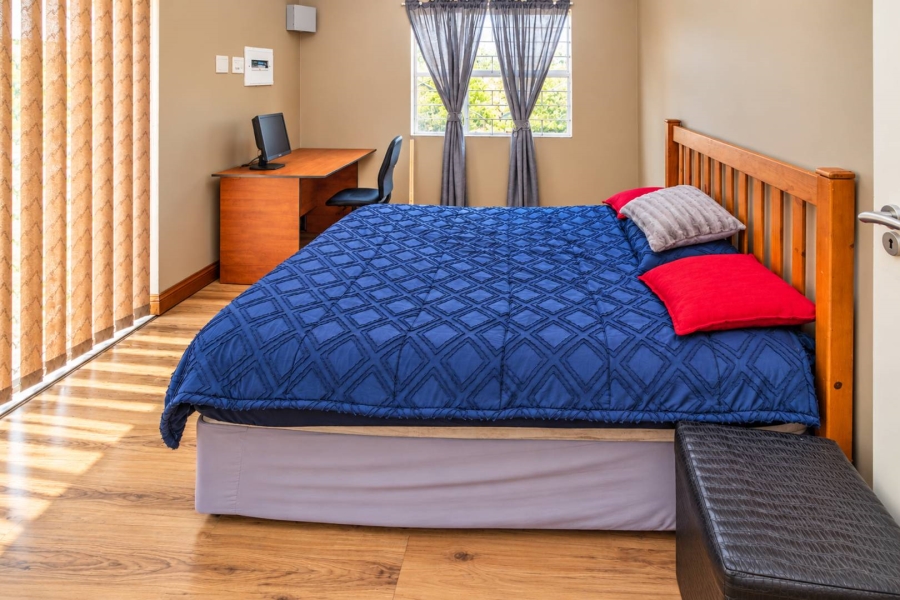 5 Bedroom Property for Sale in Melodie North West